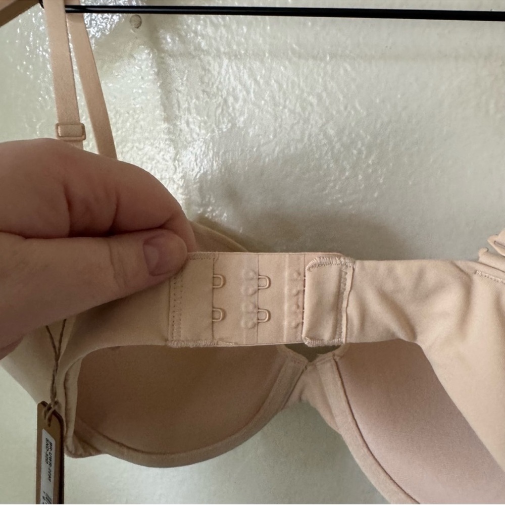 Skims | Fits Everybody Push Up Bra - Picture 4 of 5